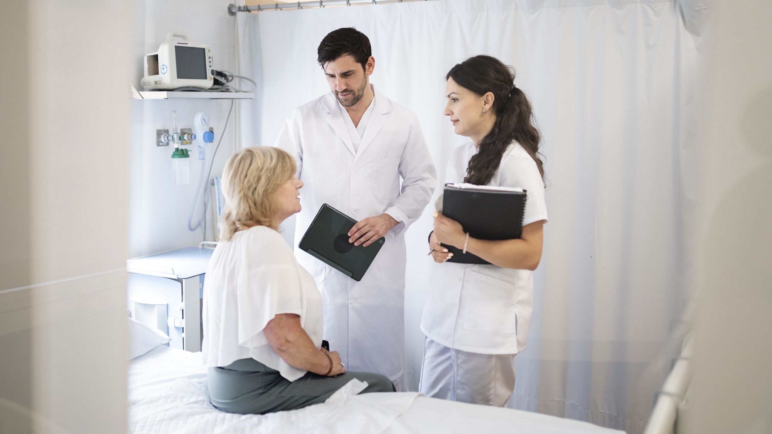 From Floorplan to First Visit: Key Steps to Designing a High-Performance Medical Clinic